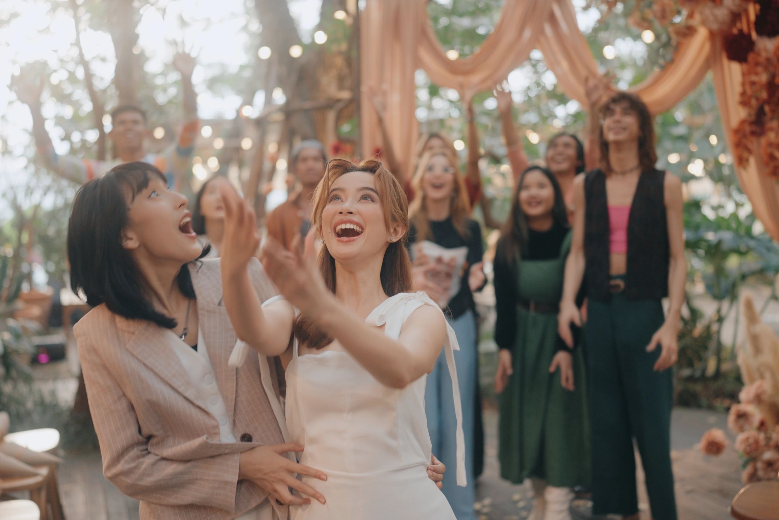 Couple embracing at a wedding ceremony
